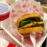 【珍スポ】新興宗教の施設内にあるドムドムハンバーガー「野田運河プラザ館店」に行ってみた