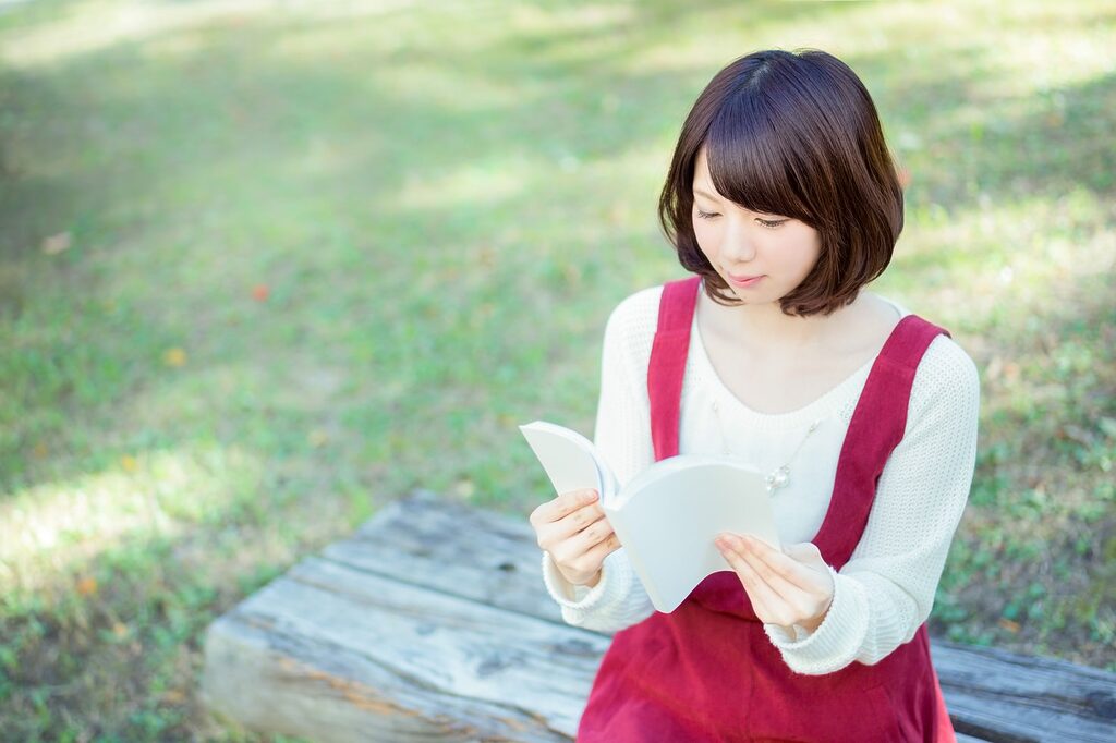 【2026年版】人生が変わるおすすめ本ランキング!自己啓発・小説・恋愛作品など小学生から大学生向けまで幅広く紹介します。 40 books2026 hero books